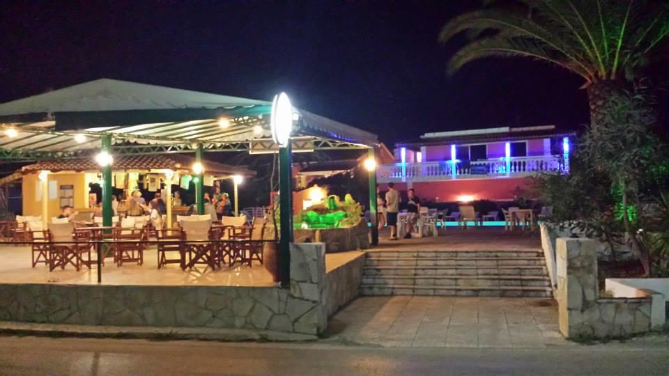 Nikolas Club Kavos Luaran gambar