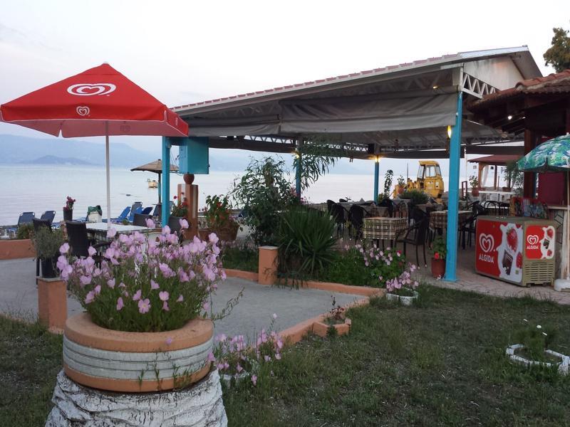Nikolas Club Kavos Luaran gambar