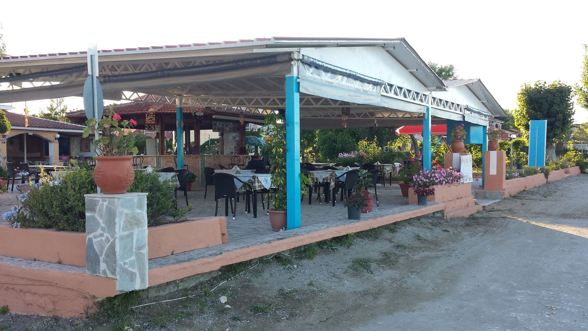 Nikolas Club Kavos Luaran gambar