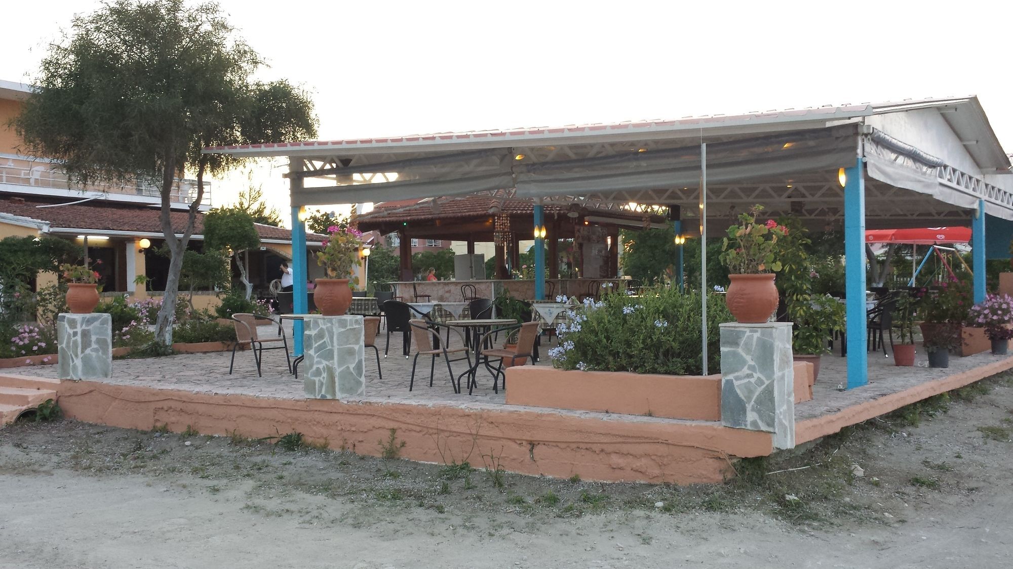 Nikolas Club Kavos Luaran gambar